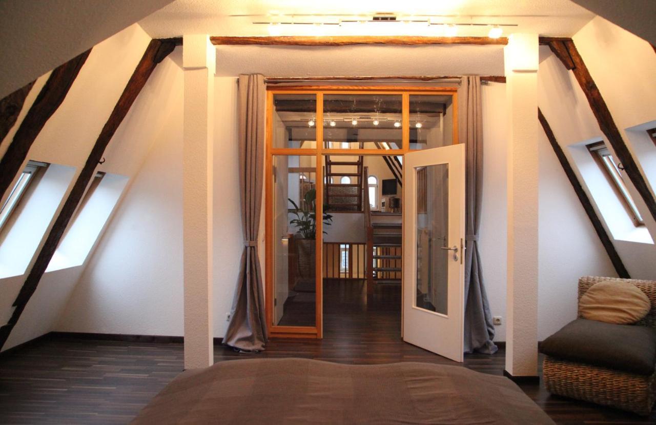 Wunderschoene Dachgeschoss - Maisonette Rostock Zewnętrze zdjęcie