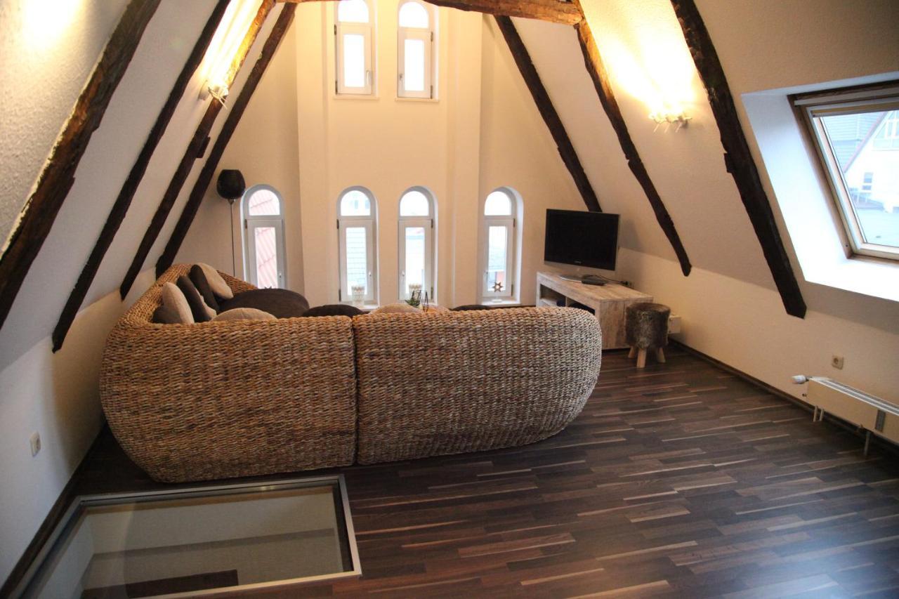 Wunderschoene Dachgeschoss - Maisonette Rostock Zewnętrze zdjęcie